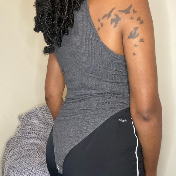 Grey bodysuit - Picture 2 of 4